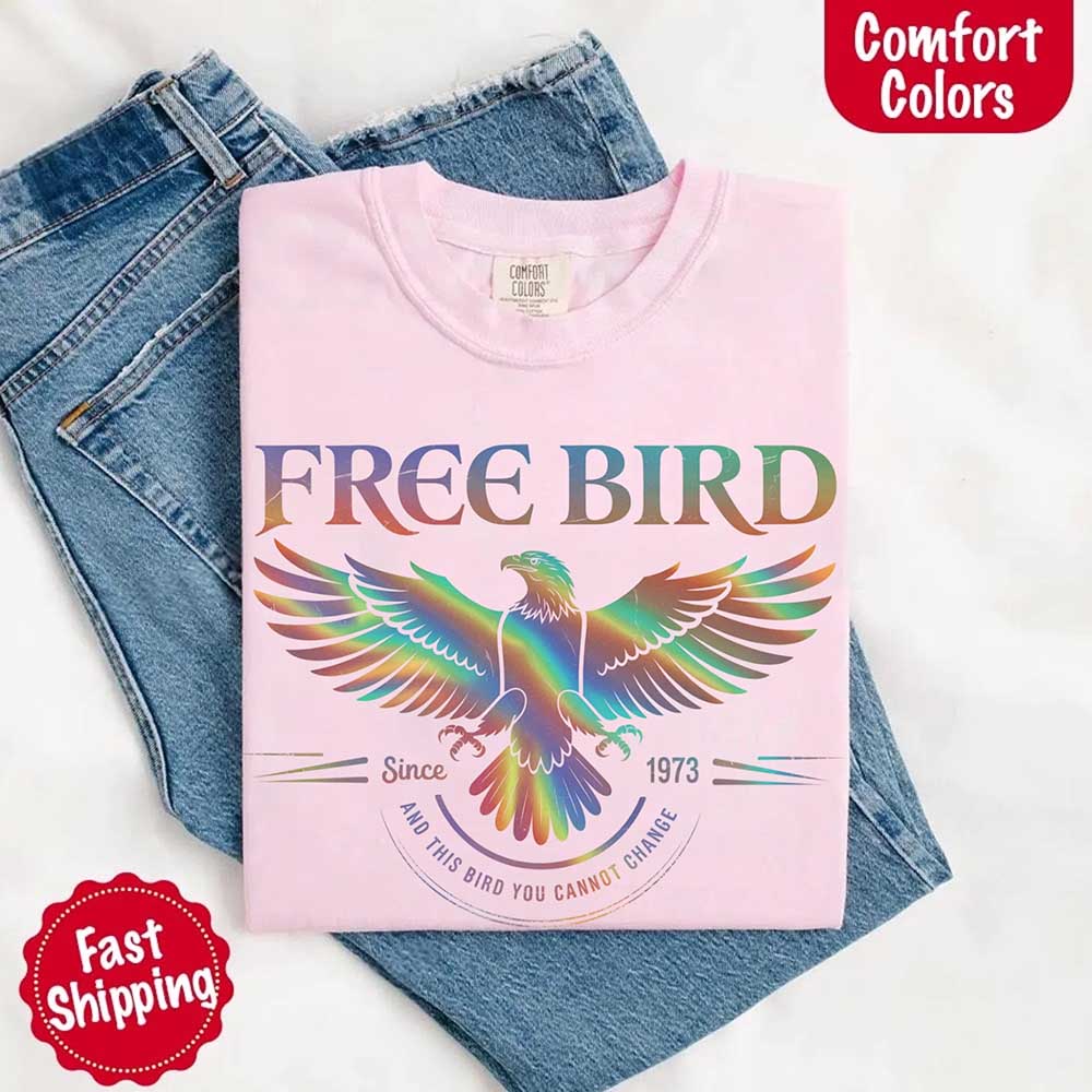 Free Bird Women’s Comfort Colors Tee – Vintage Rock Band T-Shirt with Retro Music Vibes